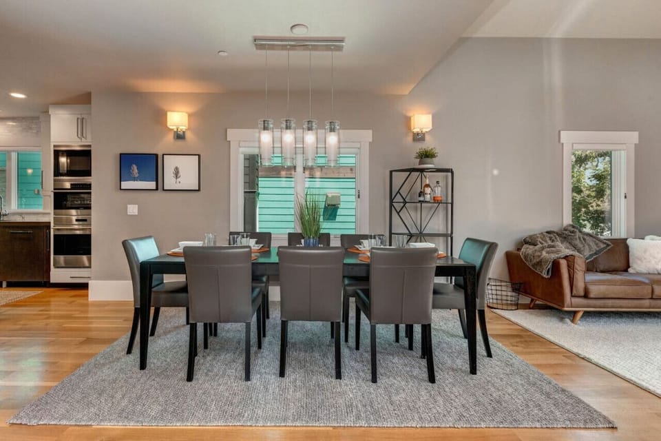 Dining area with seating for 8