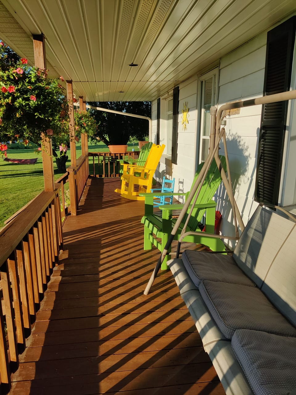Relax on the front porch viewing the lake.