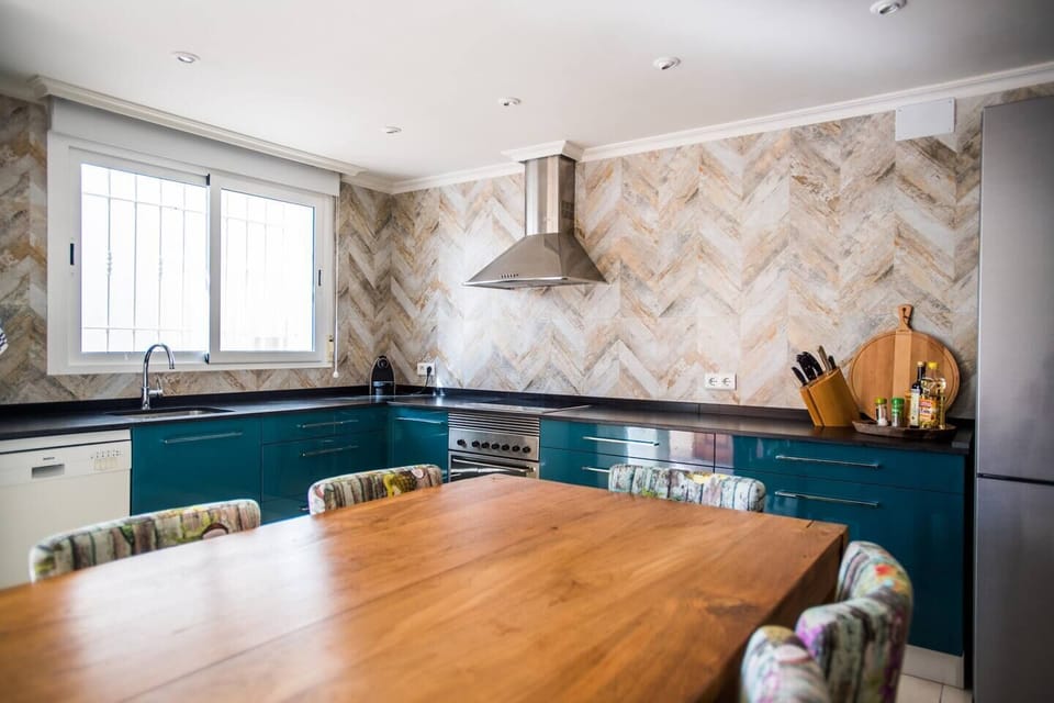 Spacious kitchen with all modern conveniences