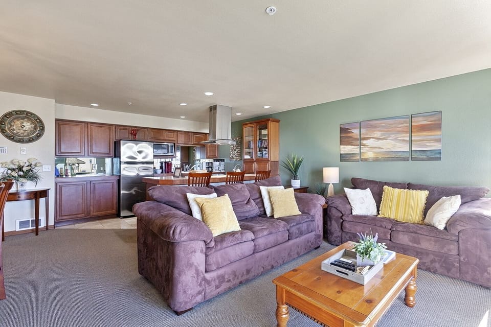 Comfortable Couches 