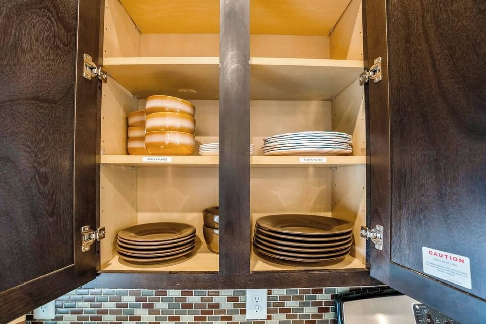 Glass or Plastic Tableware for whichever you prefer