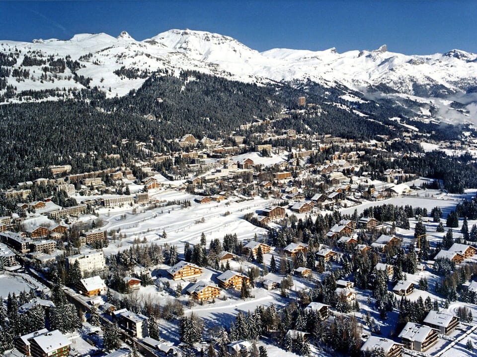 Sky, Snow, Mountain, Nature, Natural Landscape, Slope, House, Building, Freezing, Rural Area