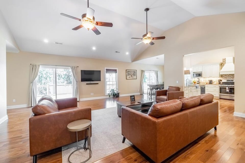 Main floor great room (1)