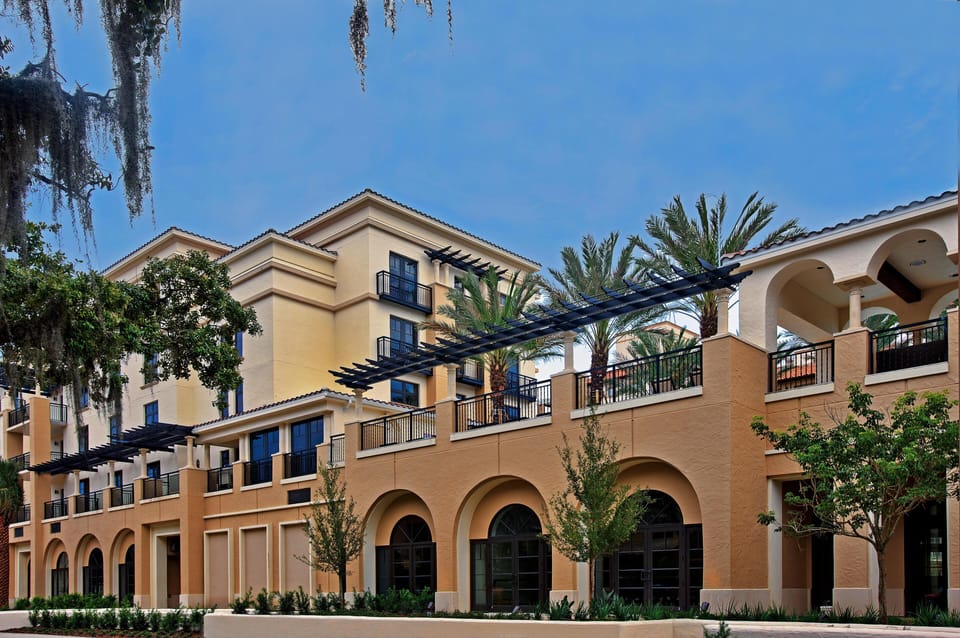 2 Alfond Inn Exterior 2_0