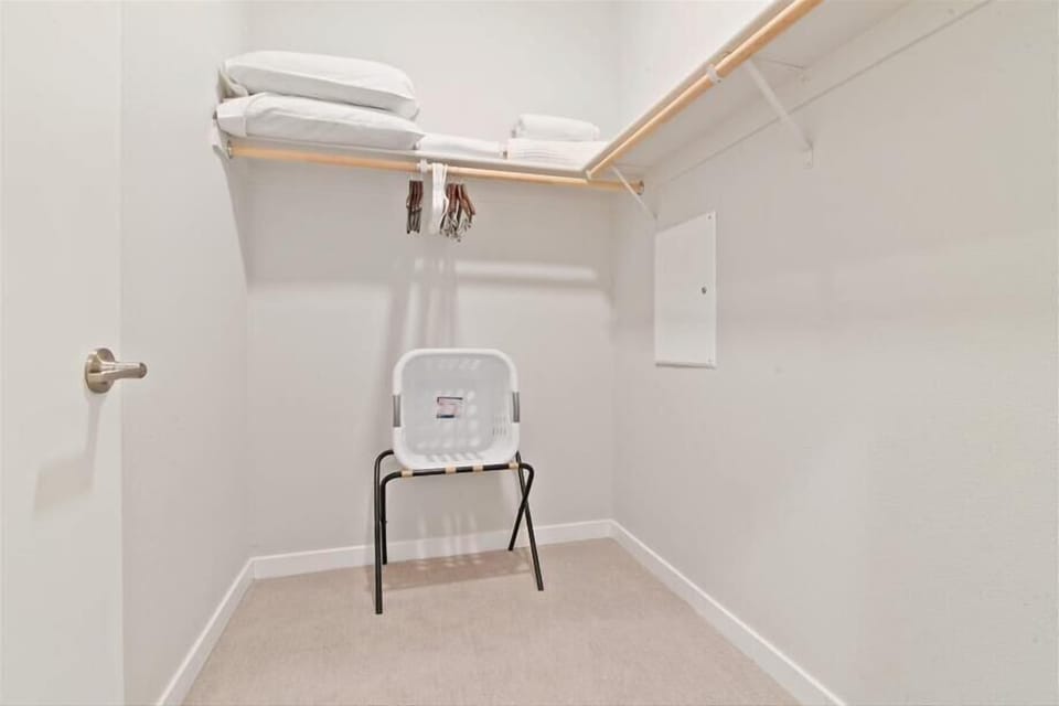 North Peninsula Menlo Park 1 Bedroom Bedroom 3