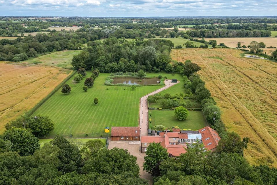 The 5-acre grounds are perfect for picnics, games, and creating unforgettable memories with loved ones and pets alike.