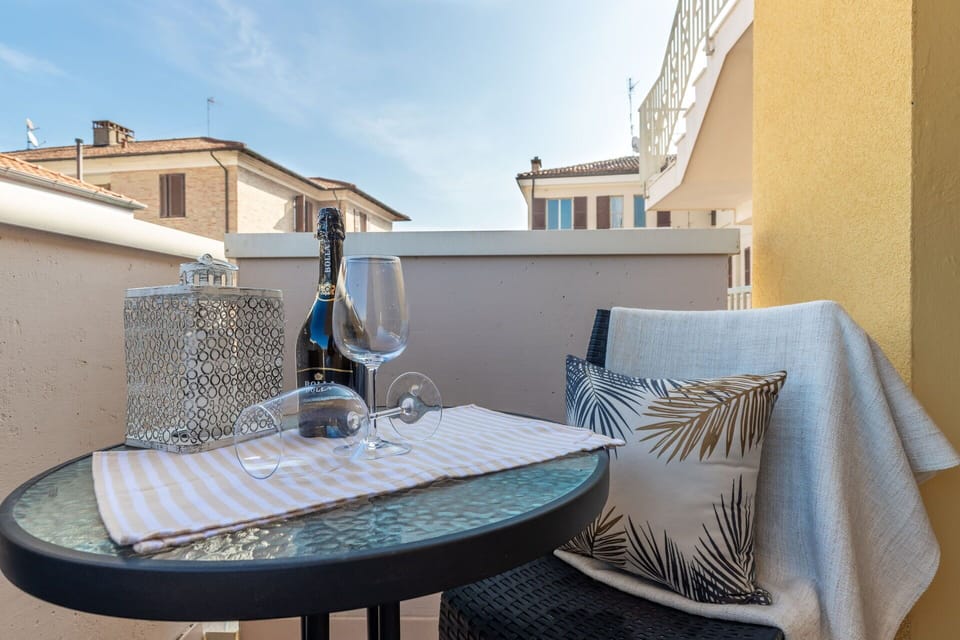 Balcony / Terrace / Patio