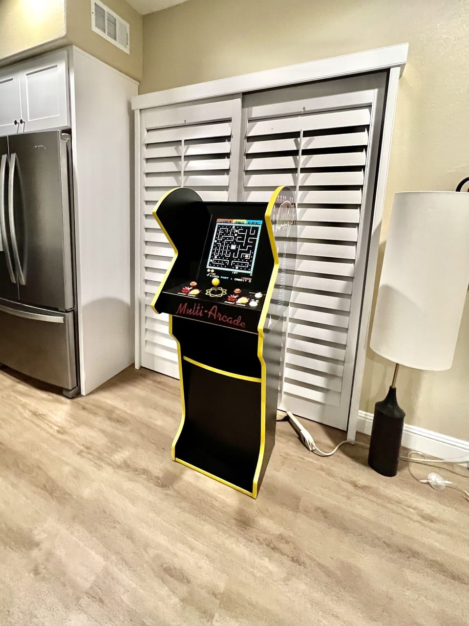Keep the kids entertained with stand-up arcade game!