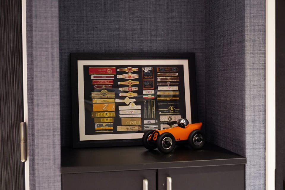 Cigar deco