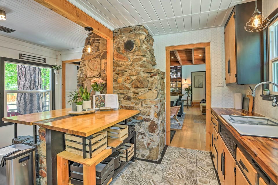 Kitchen | Complimentary Spices | 1st Floor