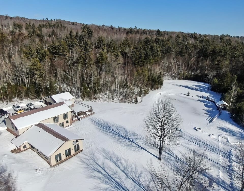Privacy ensured on 86acres with an indoor pool less than 15minutes to SR base