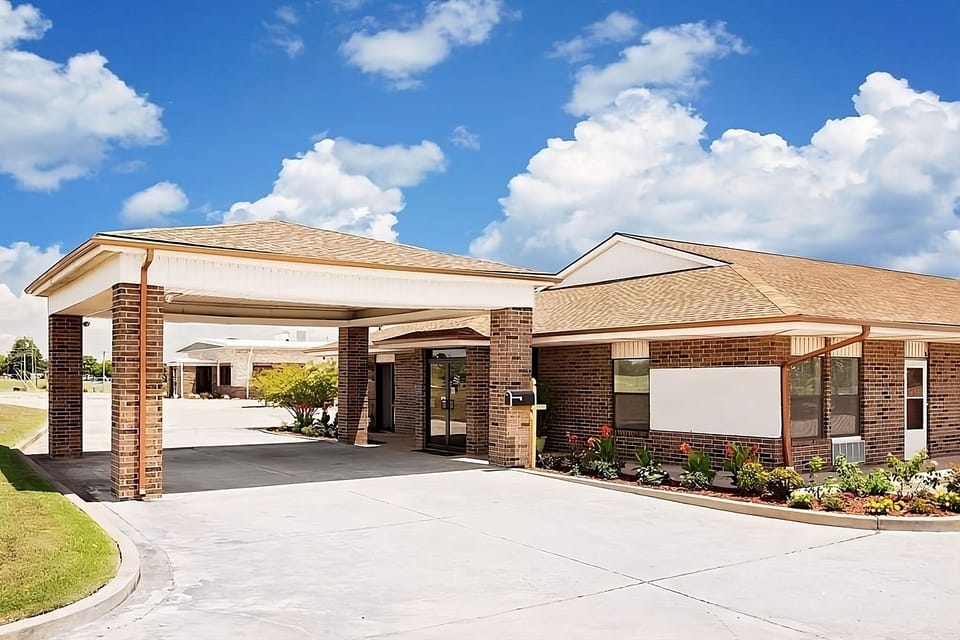 Arrive with ease to a welcoming entrance and easy parking.