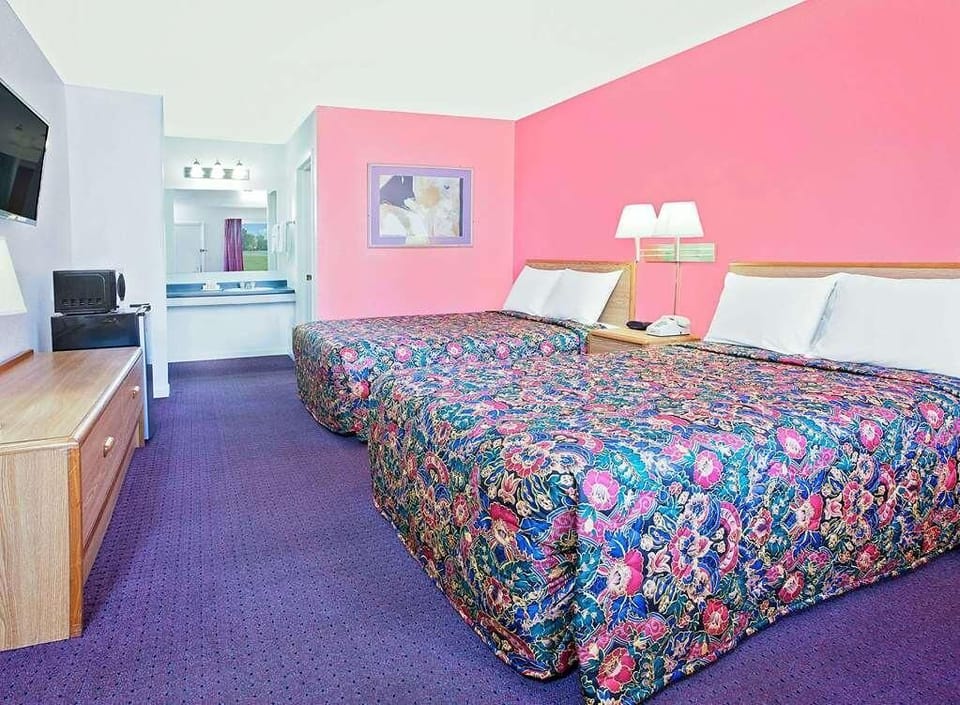 Each unit comes with 2 comfy Queen size beds