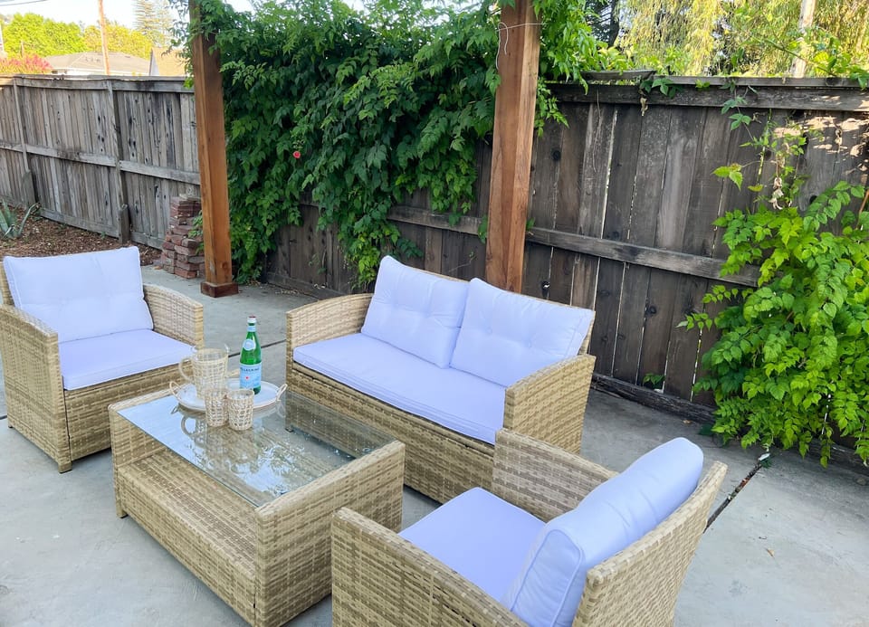 Enjoy a refreshing beverage in the lounge area. 