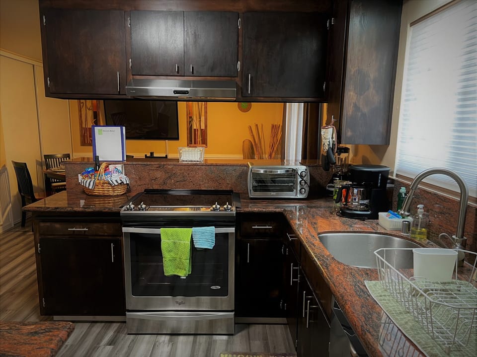 Kitchen, fully furnished