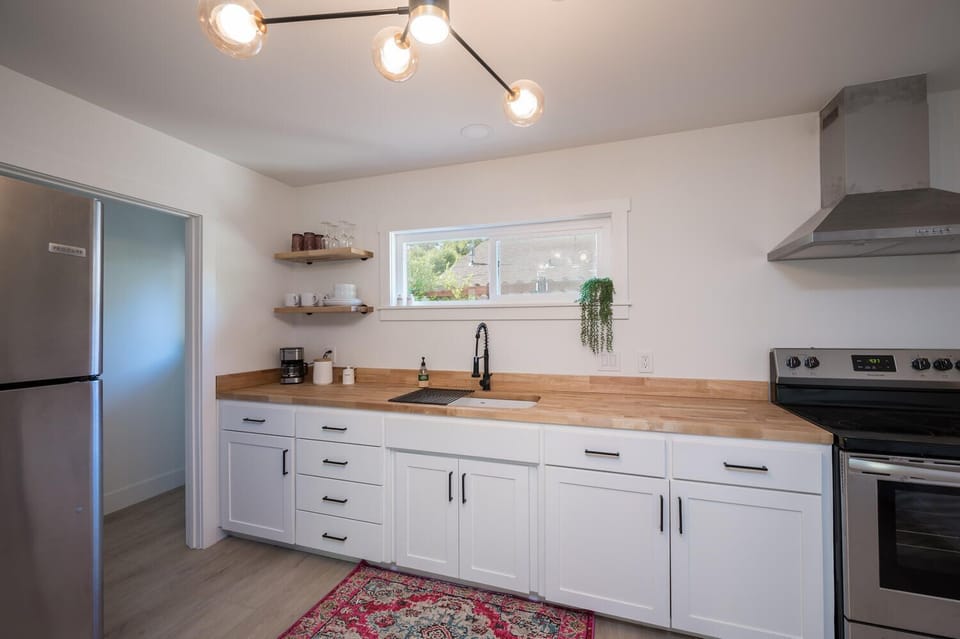 Downtown Neon Pink Chalet (368)