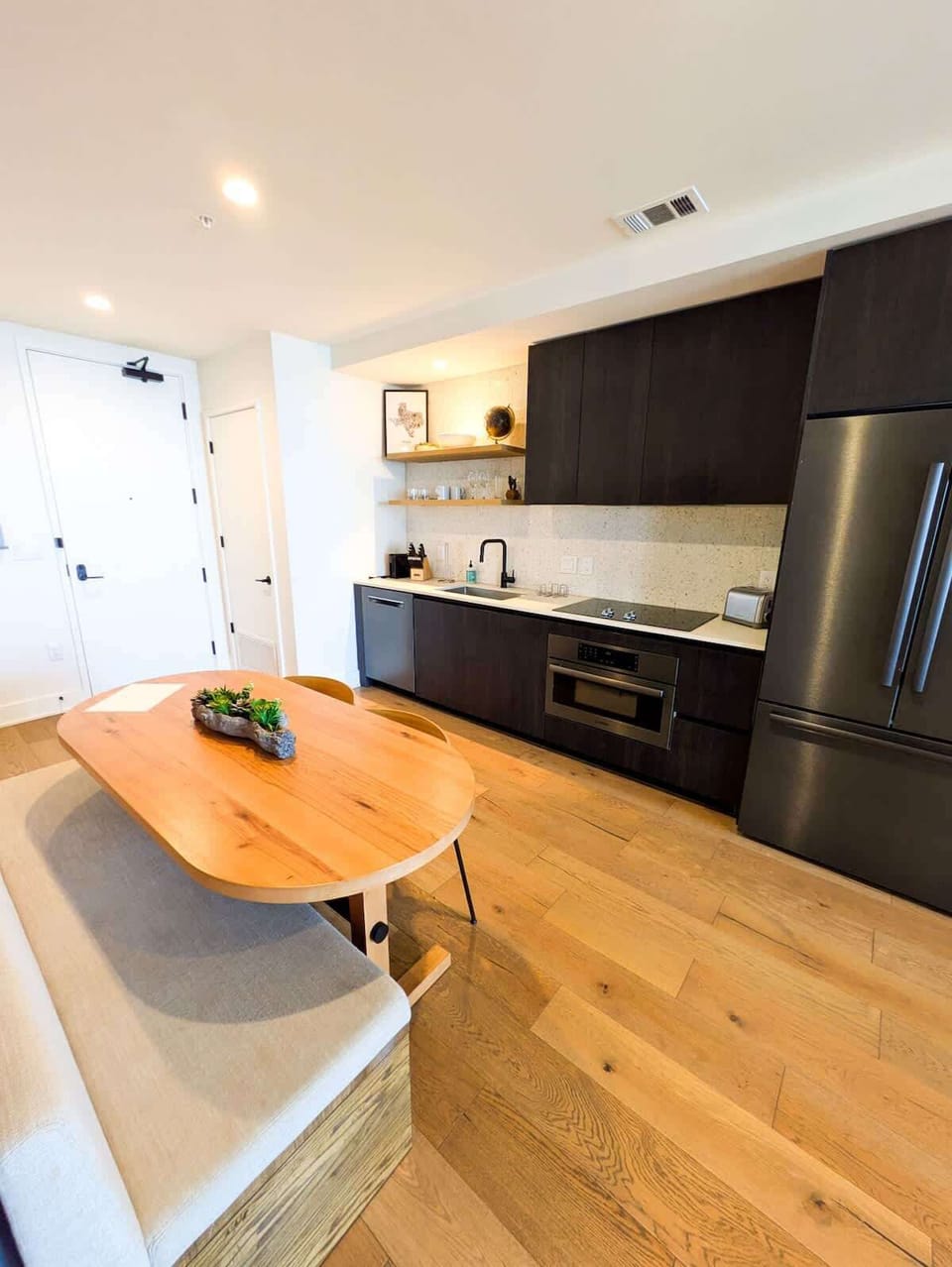 Kitchen/dining