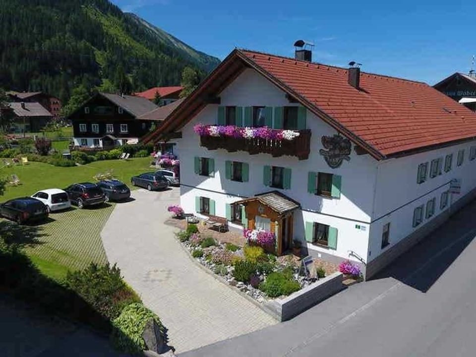Vacation Rental 3 - The Rief Apartment - A Home Away from Home with a Hiking Pro (Adults Only) Apartment in Tyrol