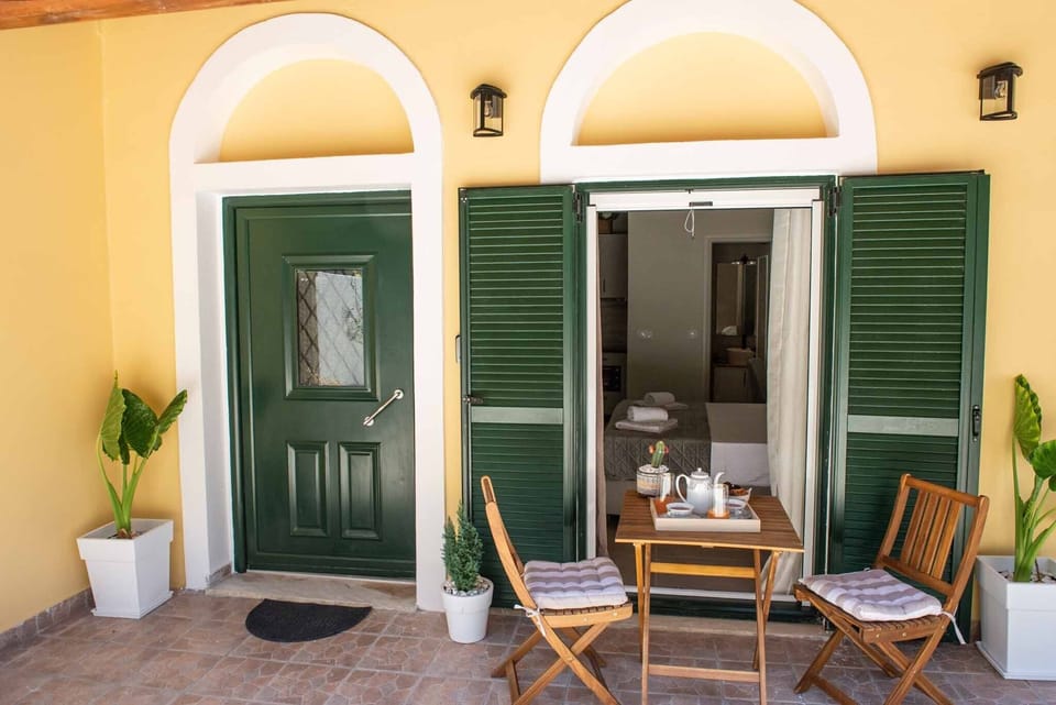 Katrin Studio kefalomandouko Corfu Exterior