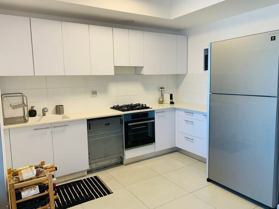 Modern Private Kitchen with all necessary amenities