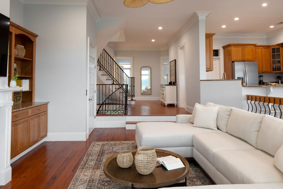 Airy flow throughout the home.