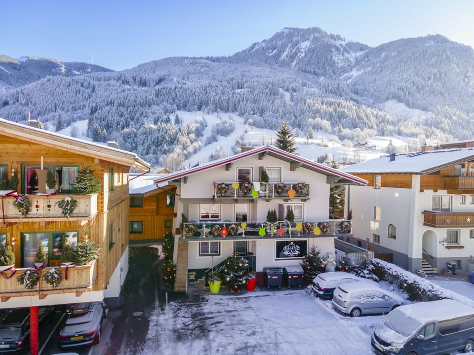 Holiday Home Exterior [winter]