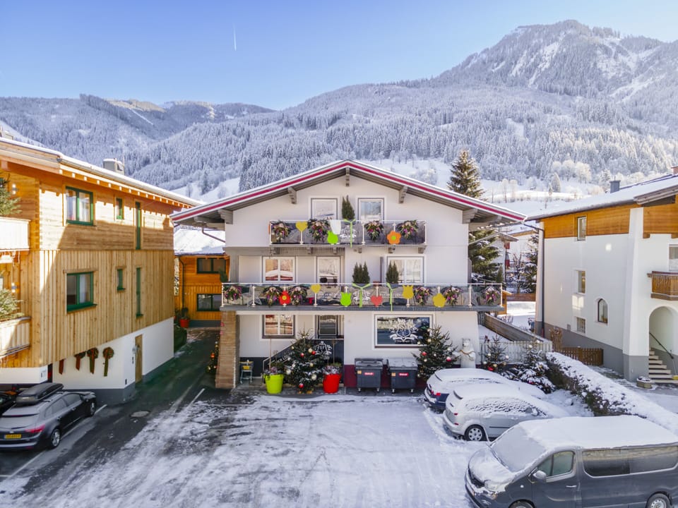 Holiday Home Exterior [winter]