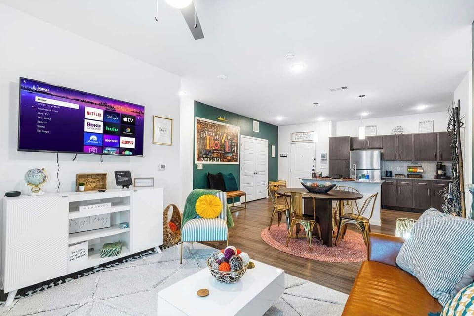 Zenful Affirmations offers a beautiful open floor plan design with plenty of space and options for family and friends to sit around and vibe. Everyone is welcome. Our home is your home!