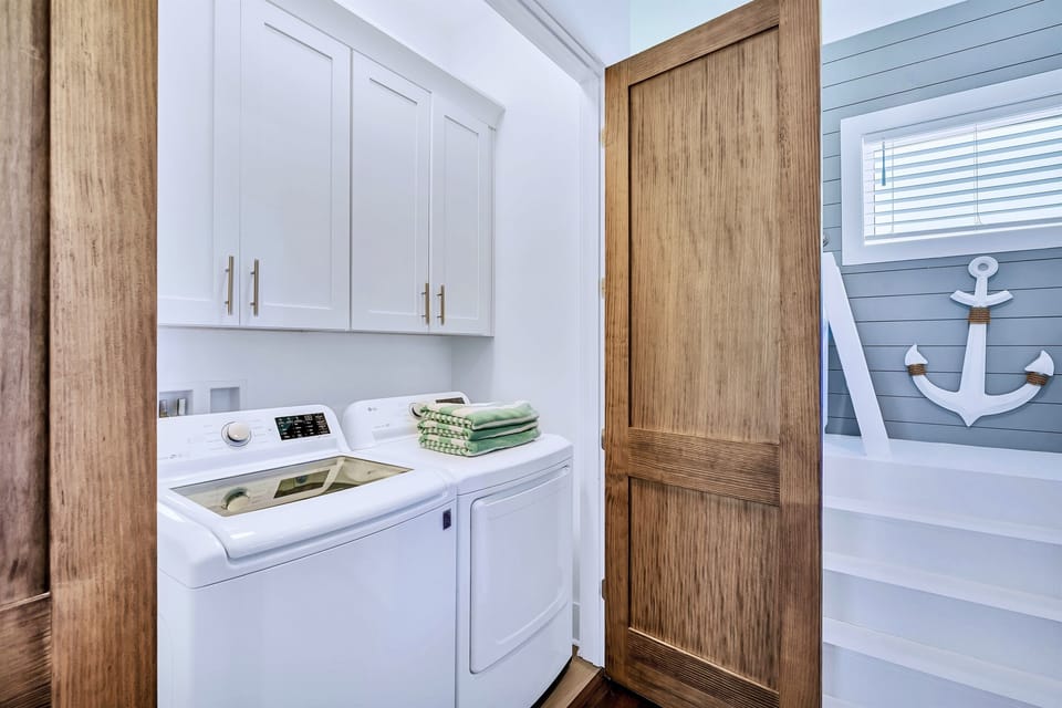 2nd Floor - Laundry Room #1