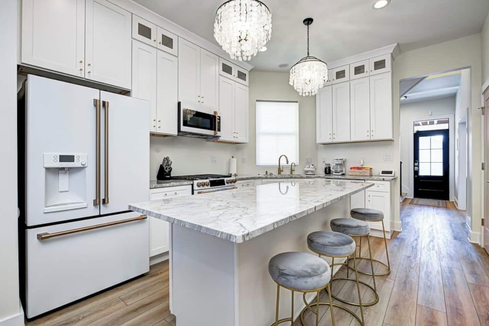 This home is perfect for group stays in Indianapolis!