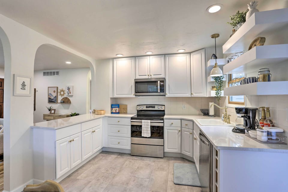 Kitchen | Single-Story Home | Central Location