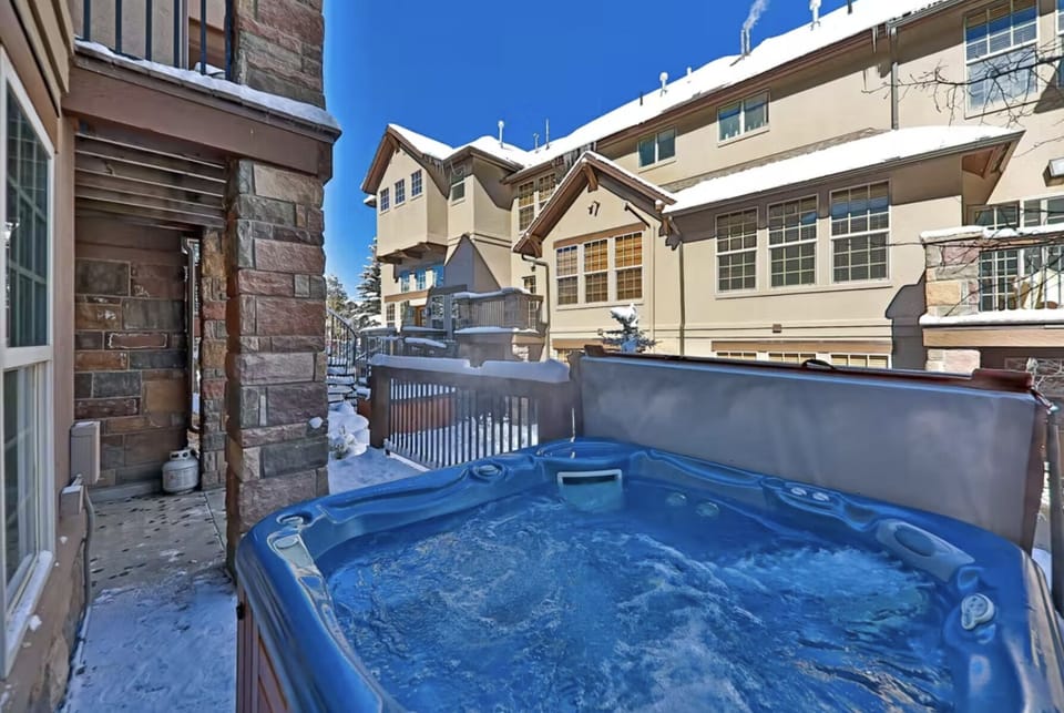Private Hot Tub