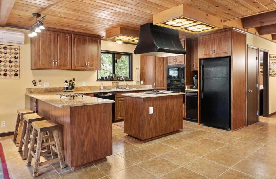Kitchen area