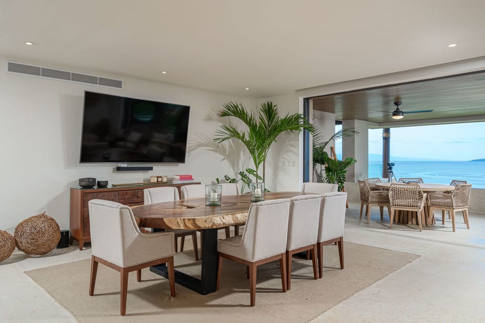 Dining table with seating for 8; additional outdoor seating for 6
