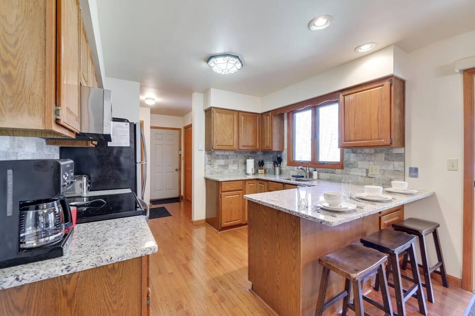 Your kitchen is fully equipped including complimentary coffee, tea, cream and sugar. 