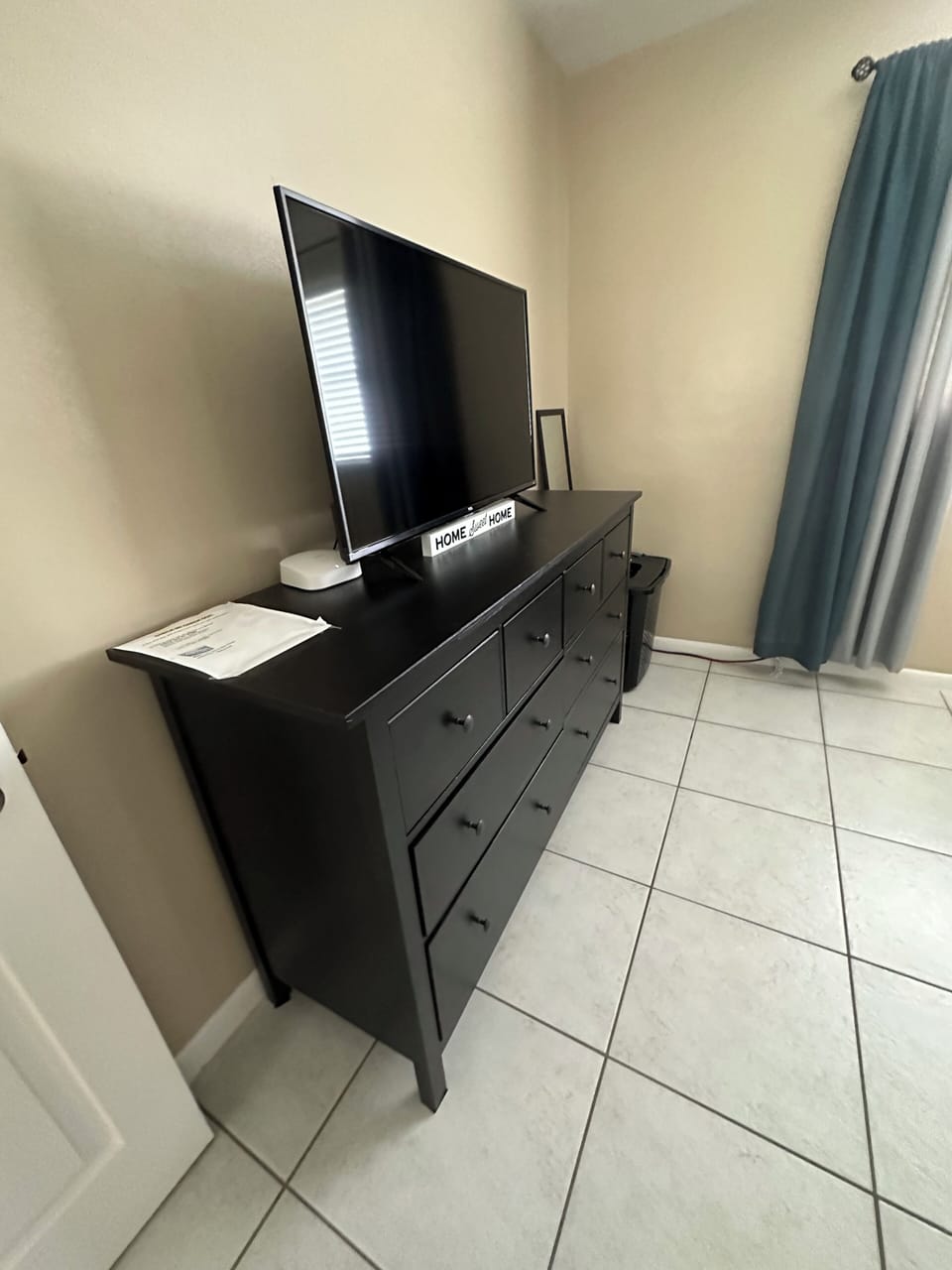 Master bedroom SMART TV