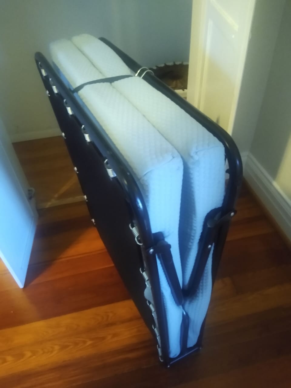 Fold-up Guest Bed with 3-inch foam mattress