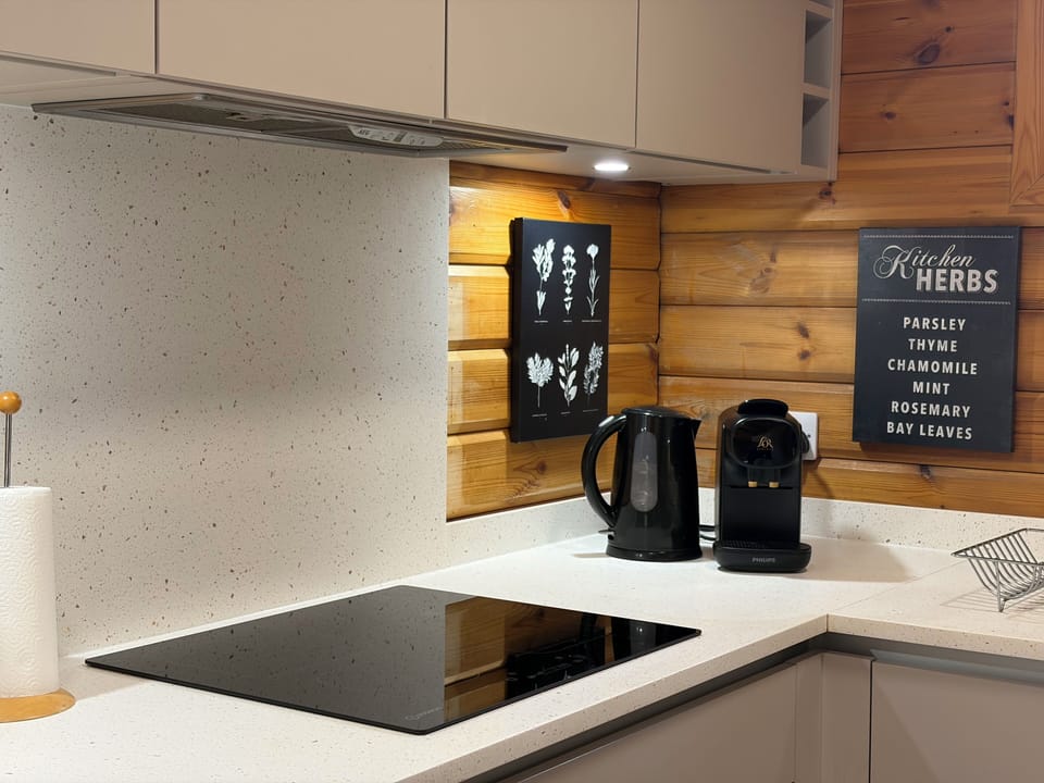 Bring some pods to enjoy a great cup of coffee using the Philips coffee machine!