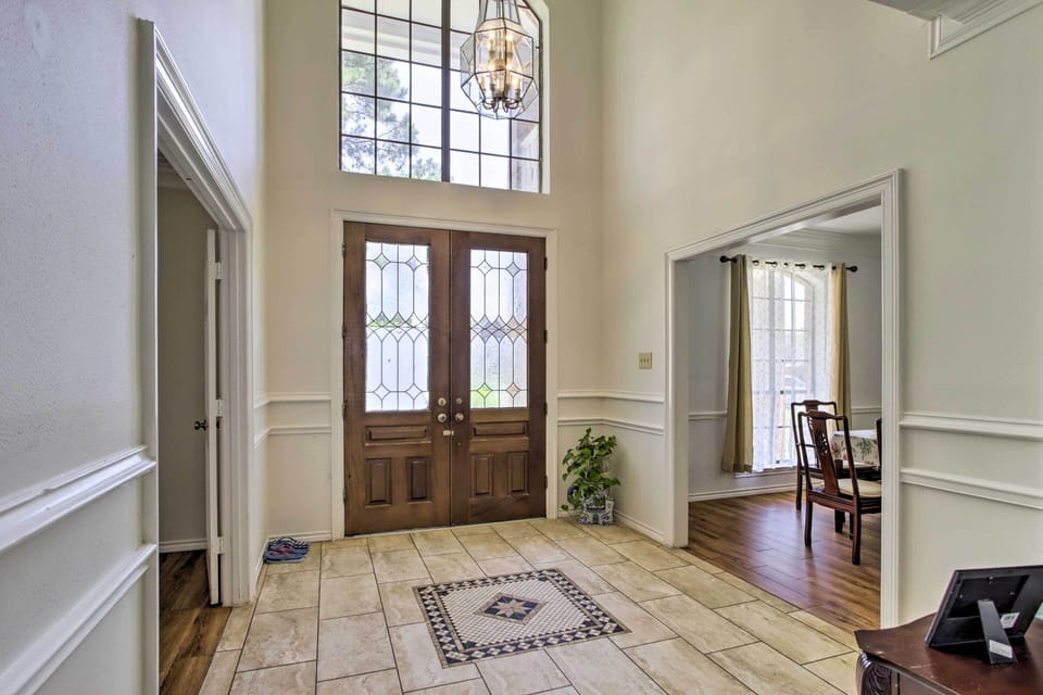 Front Entryway | 1st Floor