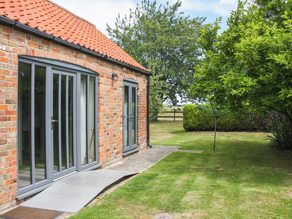 Exterior | Willows Barn, Terrington St Clements, near King&rsquo;s Lynn