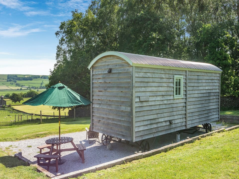Exterior | The Wensleydale Hut - Hollow Hill Huts, Rathmell, near Settle