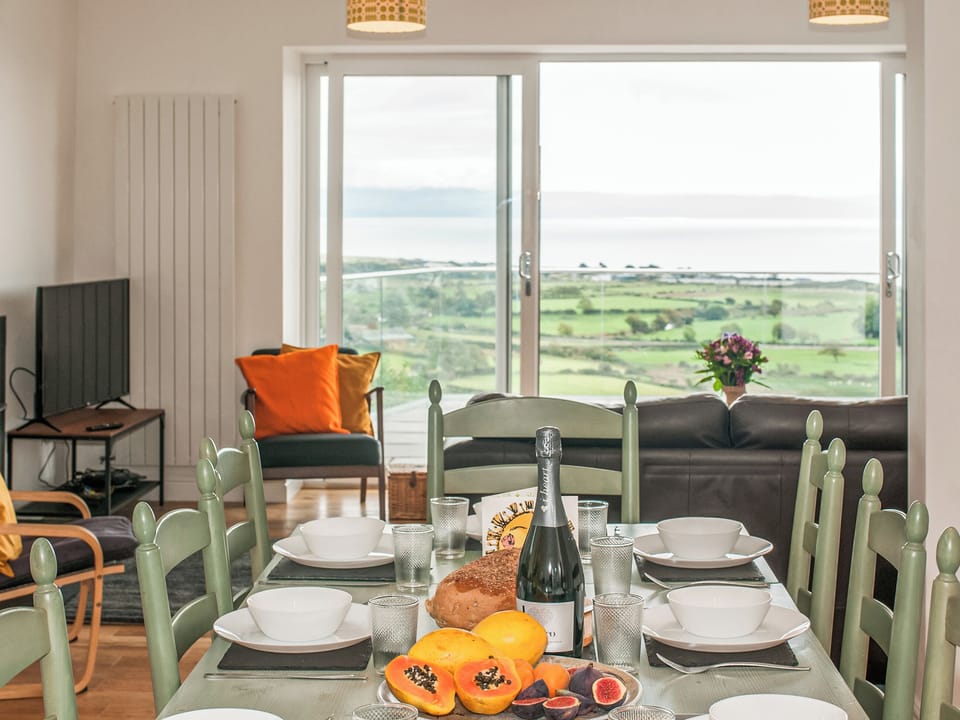 Outdoor area | Maes Teg, Pwllheli