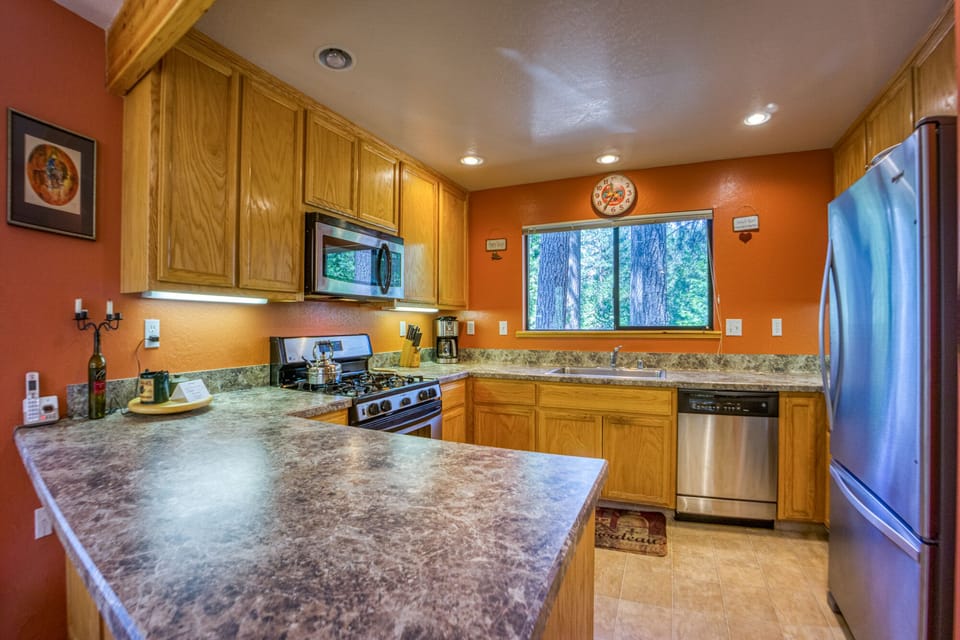 Kitchen 1