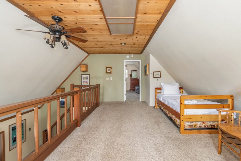 Loft 2