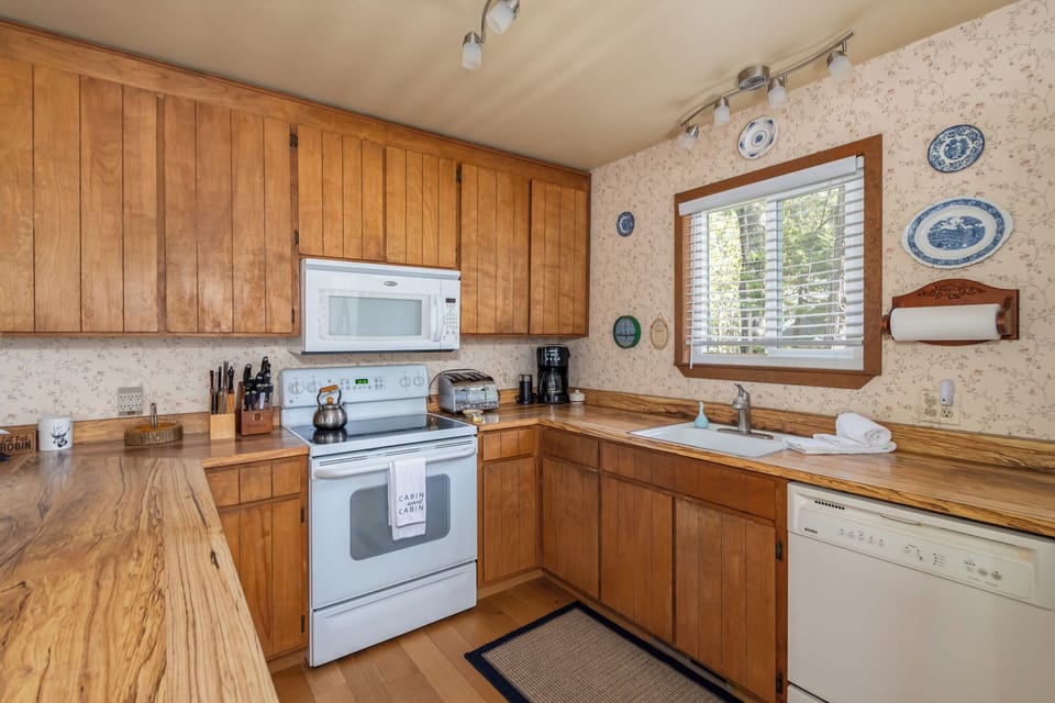 Kitchen 1
