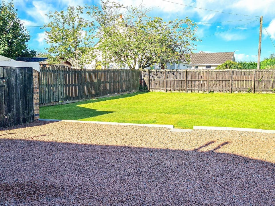 Garden | Kirklea, Wishaw, North Lanarkshire