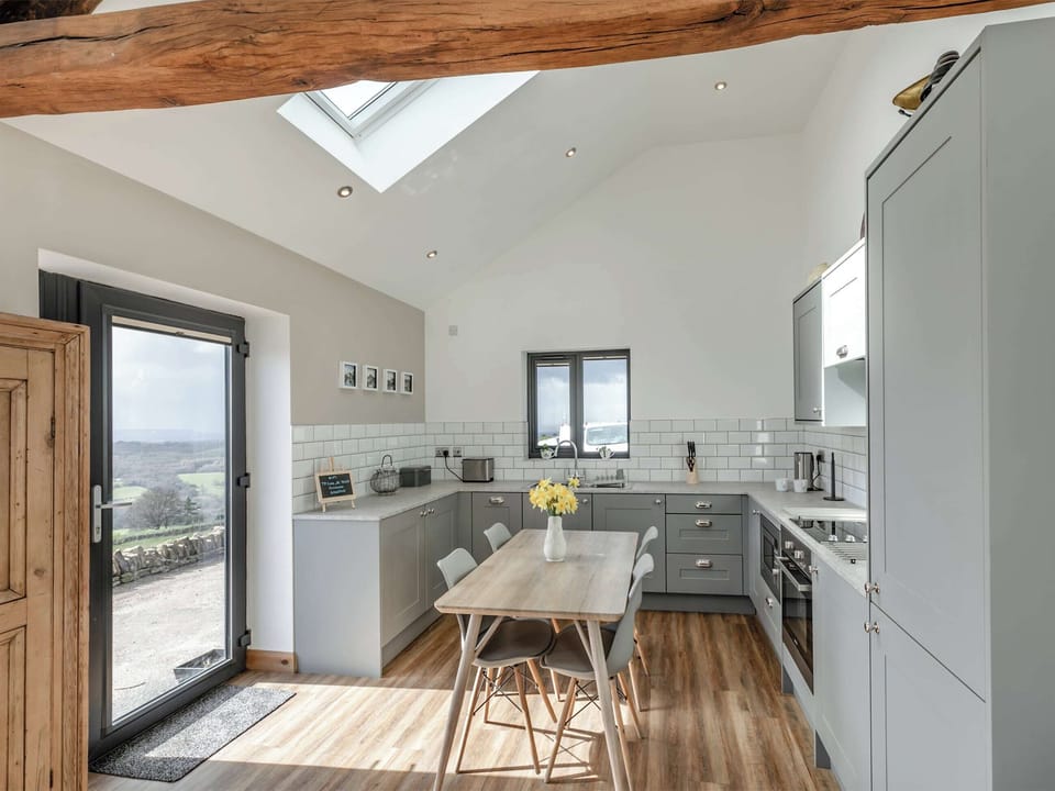 Open plan living space | Shutlingsloe - Higher Capstone Farm Cottages, Mellor, near Marple