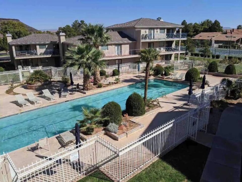 Adult lap pool