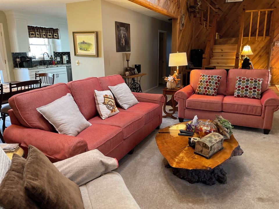 Great Room With Plenty of Seating To Gather.