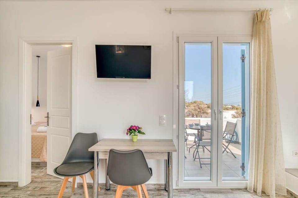 Relax in the bright interior